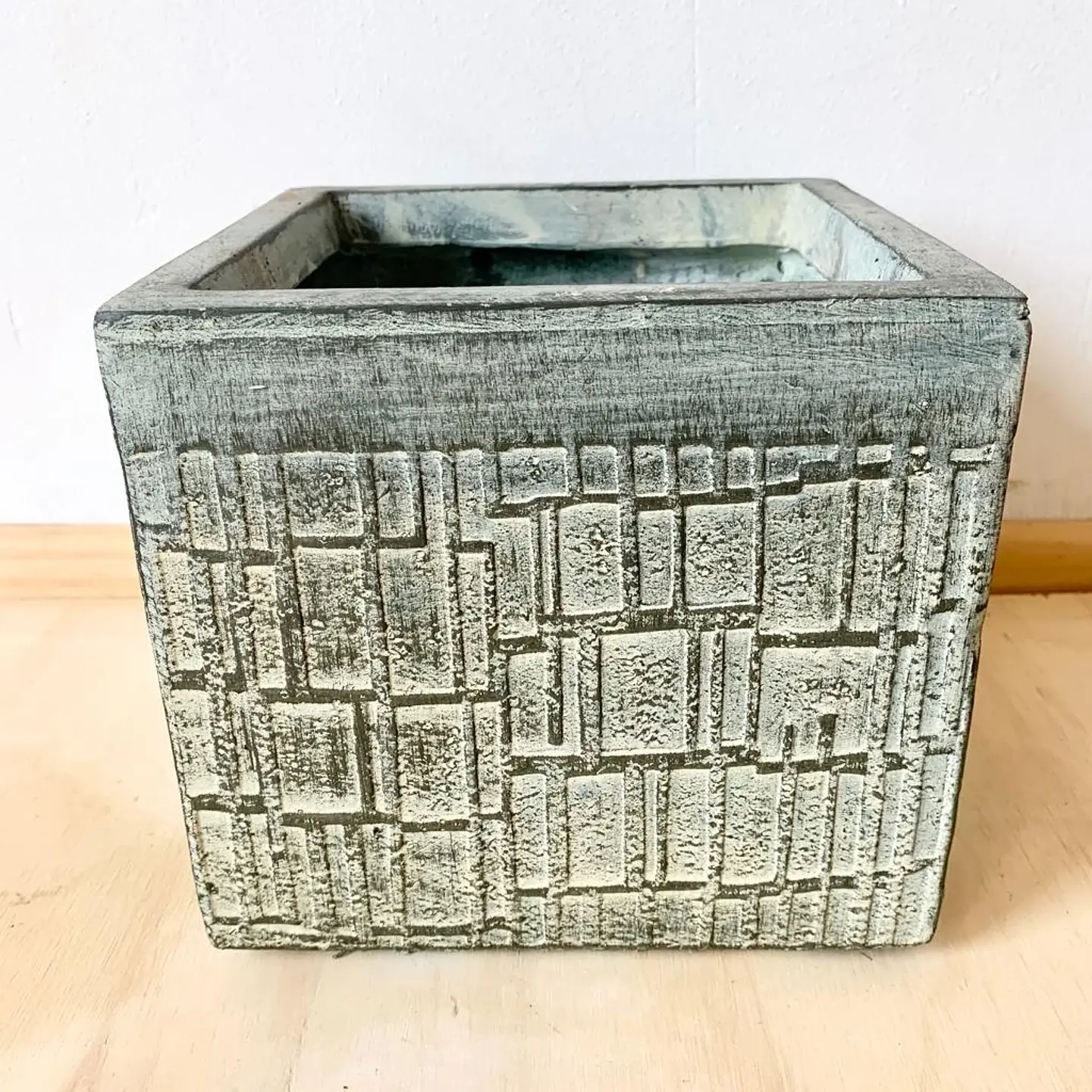 Macetero cubo óxido claro 1