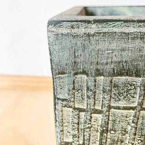 Macetero cubo óxido claro