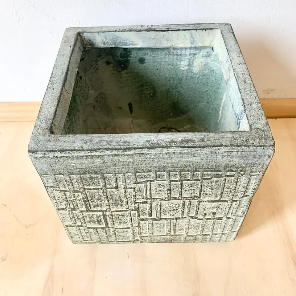 Macetero cubo óxido claro 3