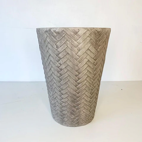 Macetero tejido v gris