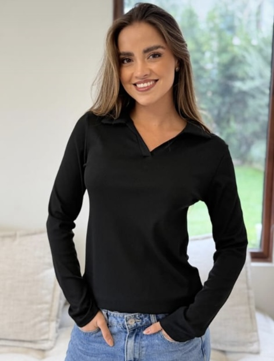 Polera Cuello en V  2