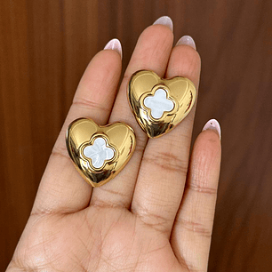 ARETES CORAZÓN VAN