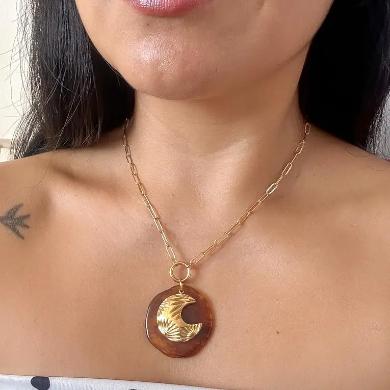 COLLAR MOON 1
