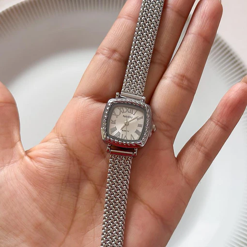 RELOJ LÚA 1