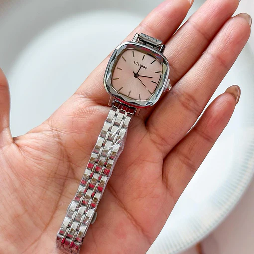 RELOJ LUX  1