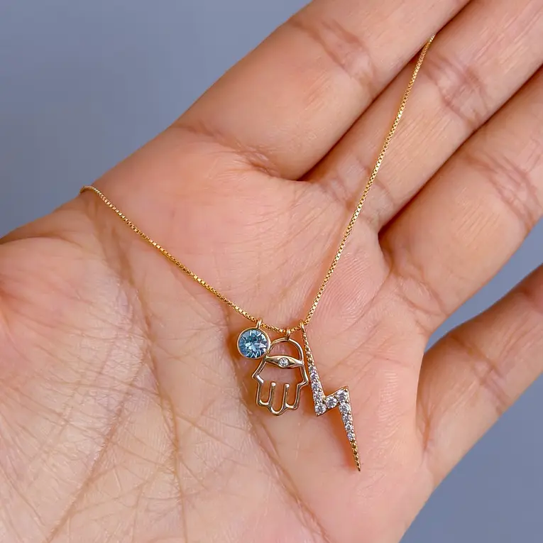 COLLAR AMULET 1