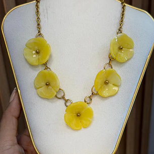 COLLAR FLOWERS