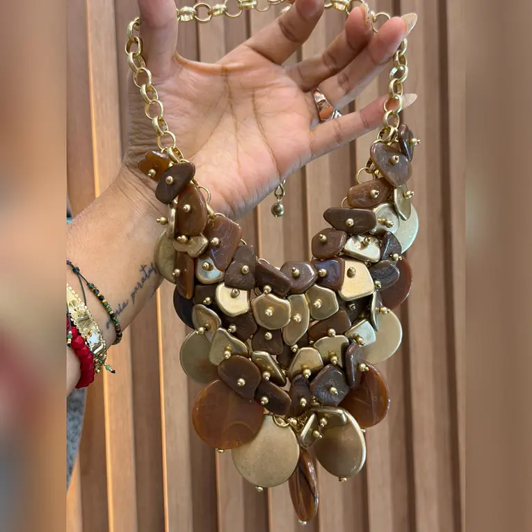 COLLAR CASCADA 1