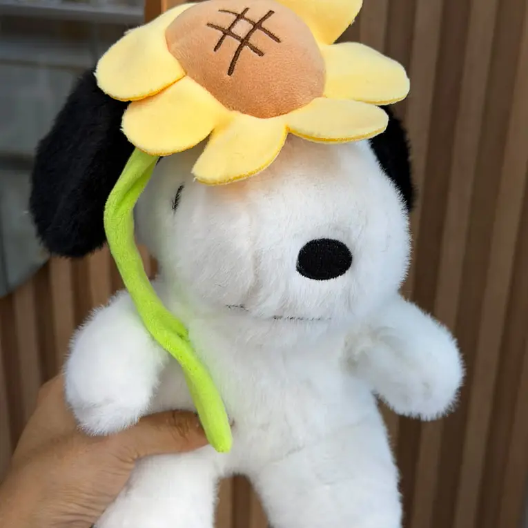 PELUCHE SNOOPY 1
