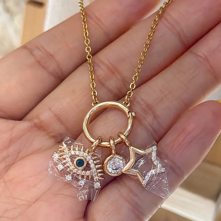 COLLAR AMULETO 1