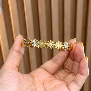 BANGLE FLOWERS