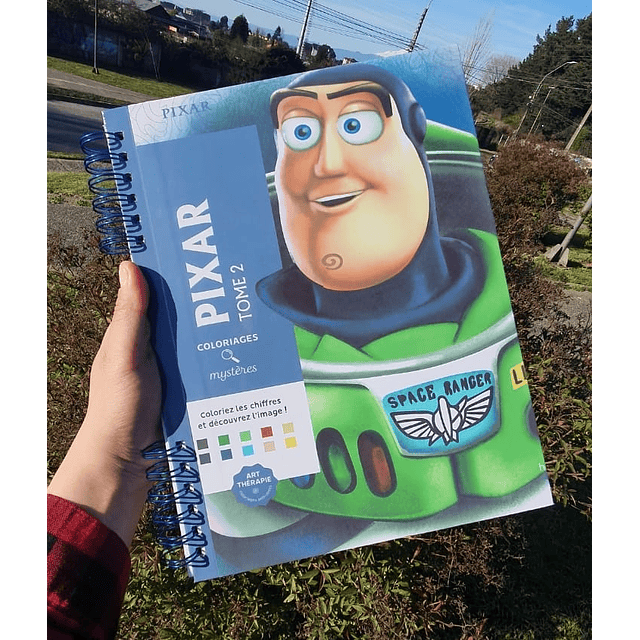 LIBRO COLOREA Y DESCUBRE PIXAR TOMO 2 