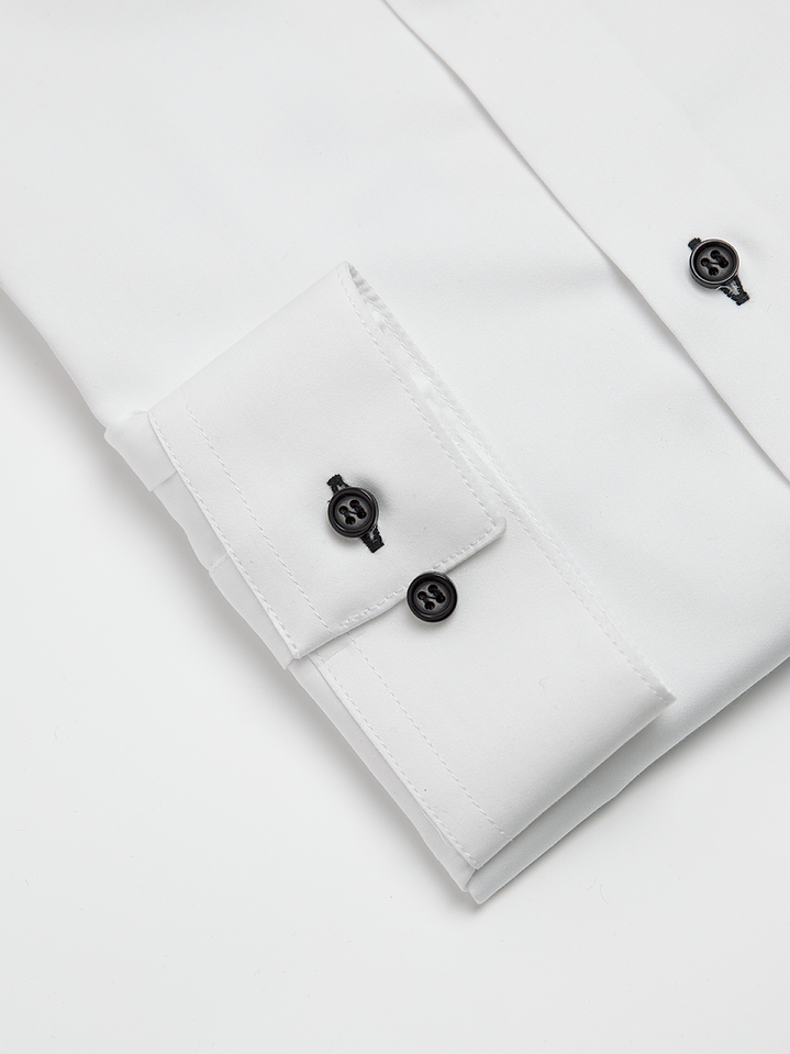 MAO WHITE BLACK BUTTON 2