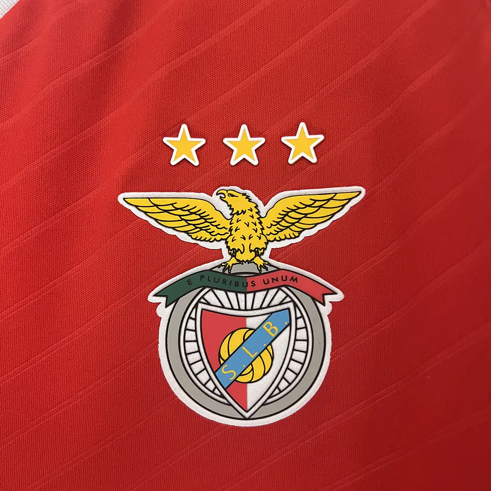 SL Benfica - Equipamento Principal 24/25 7
