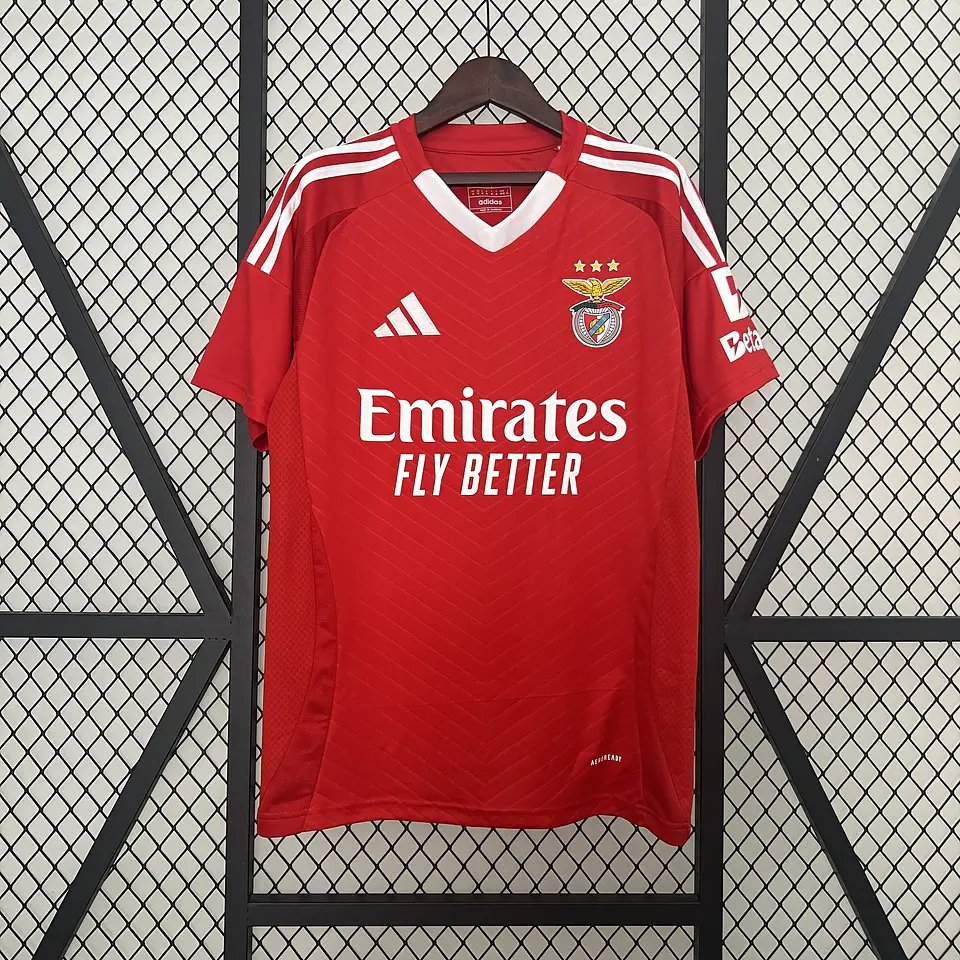 SL Benfica - Equipamento Principal 24/25 1