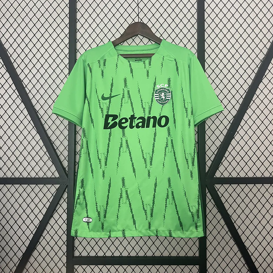 Sporting CP - Equipamento Alternativo 24/25 1