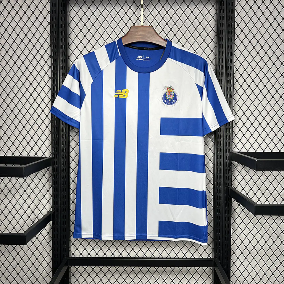 FC Porto - Equipamento de aquecimento 24/25 1