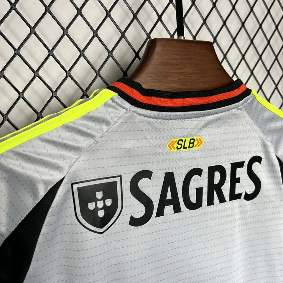 SL Benfica - Kit Criança Alternativo 24/25 8