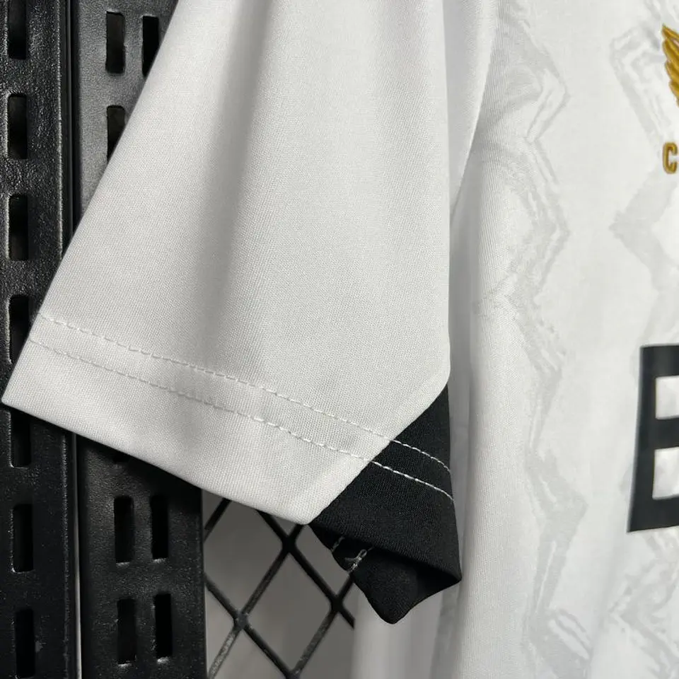 Bayer 04 Leverkusen - Equipamento Secundário 24/25 3