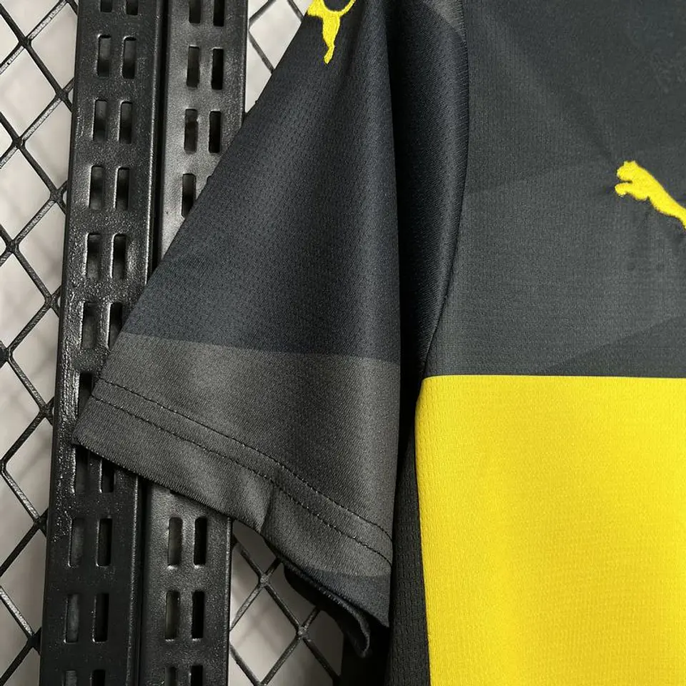 Dortmund - Equipamento Secundário 24/25 3