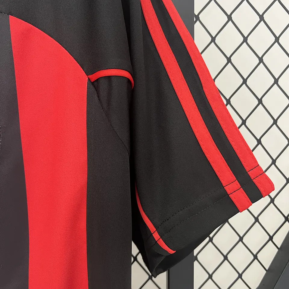 AC Milan - Camisola Principal 01/02 Retro 6