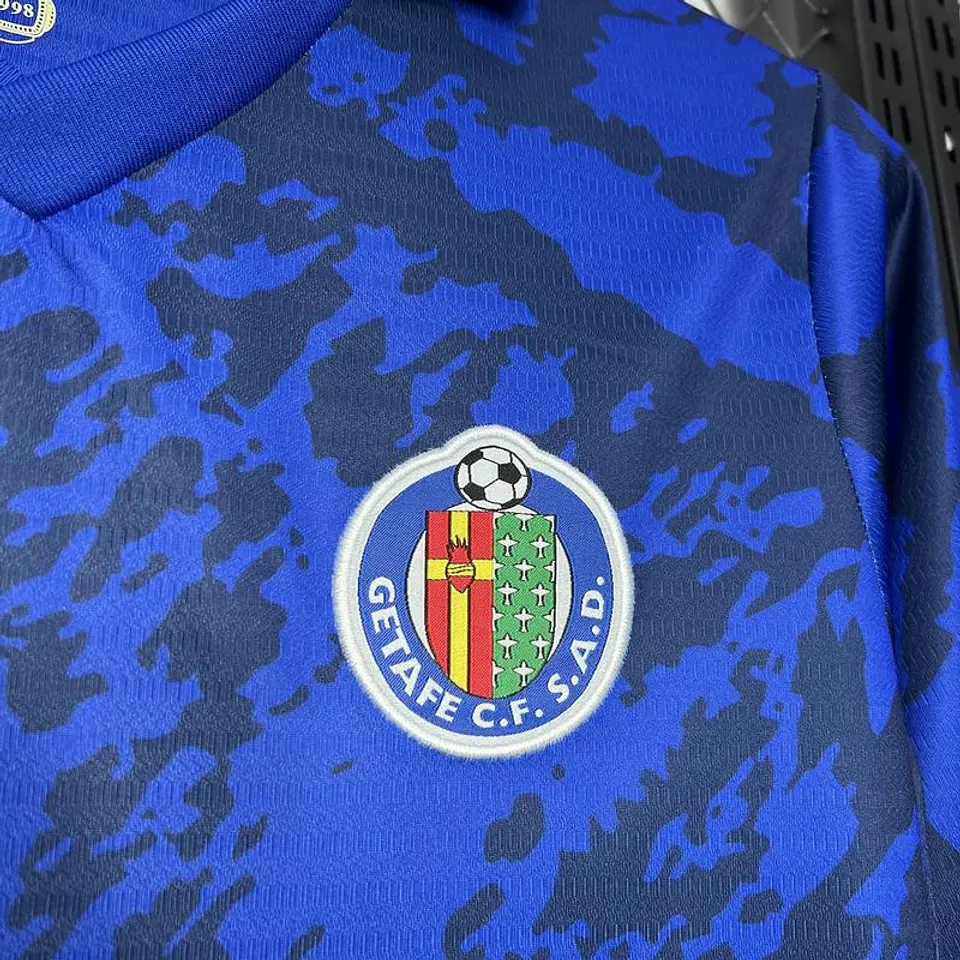 Getafe - Equipamento Principal 24/25 3