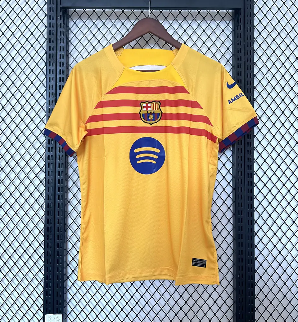 Barcelona - Quarto Equipamento 24/25 1