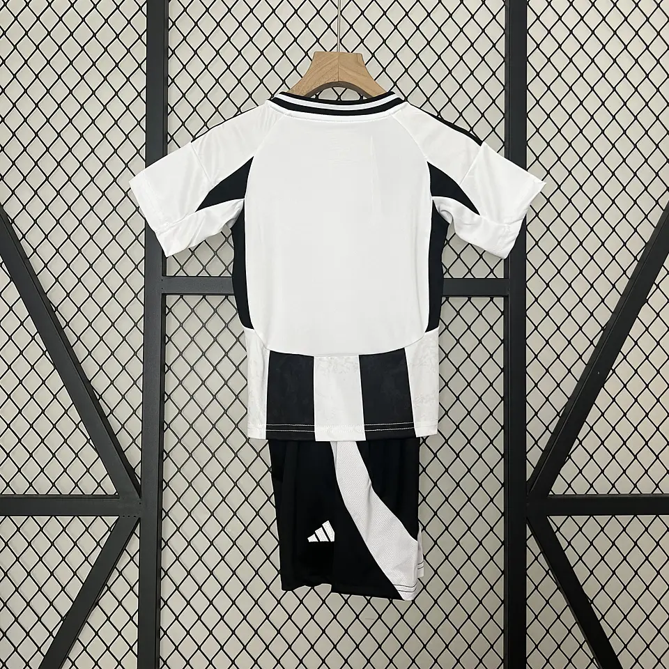 Juventus - Kit Criança Principal 24/25 2