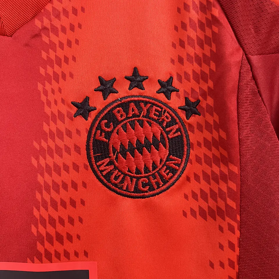 Bayern Munique Criança - Equipamento Principal 24/25 8