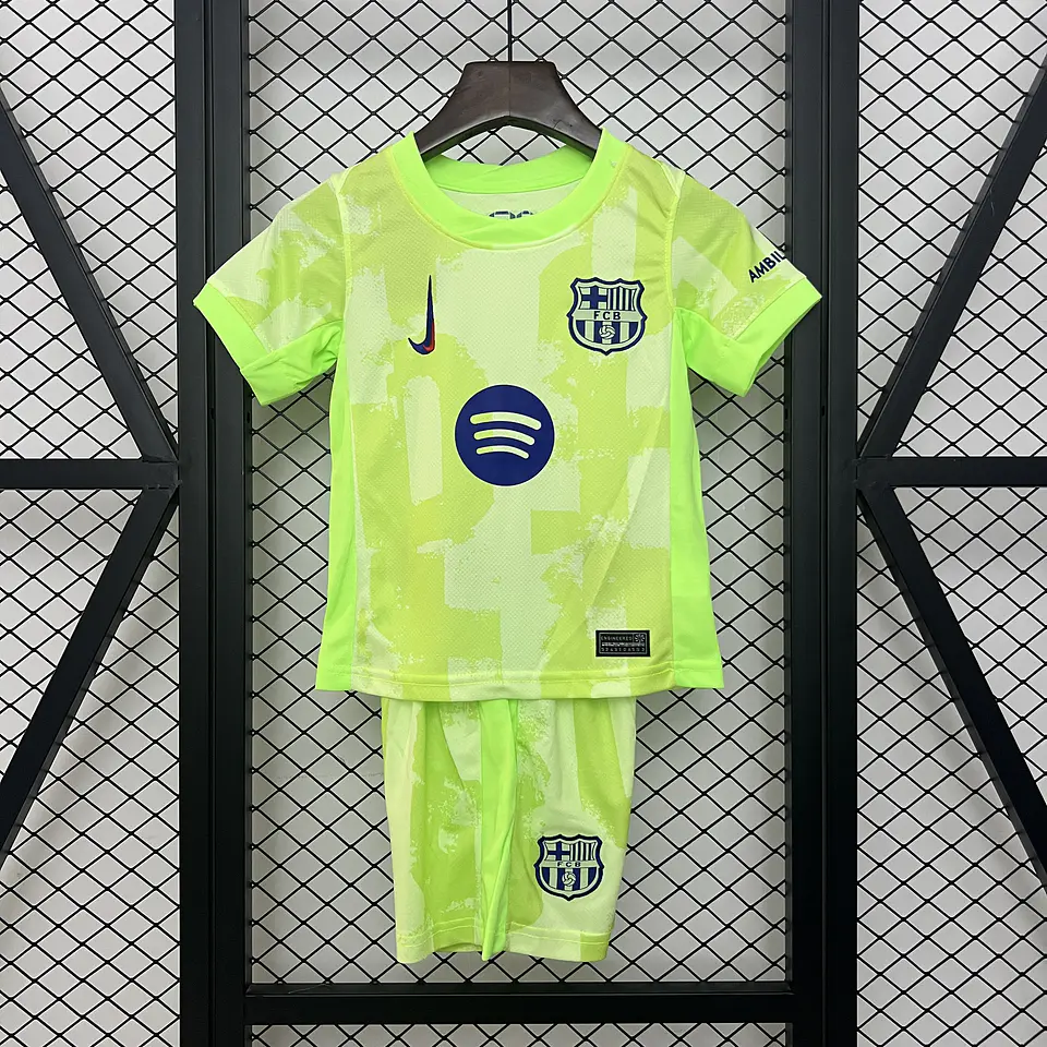 Barcelona Criança - Equipamento Alternativo 24/25 1