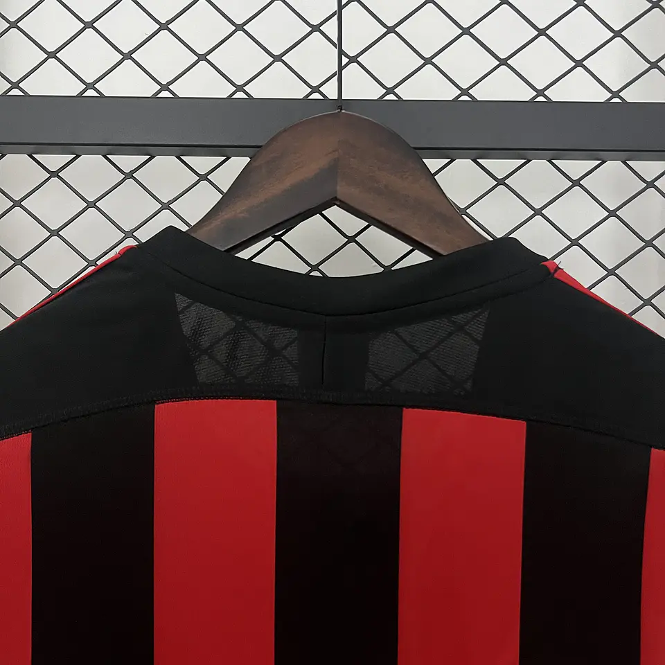 AC Milan: Retro 03/04 6