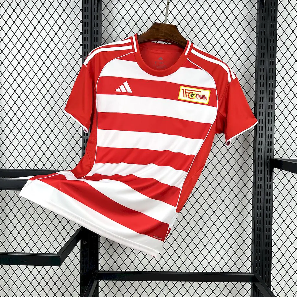 Union Berlin - Camisola Principal 25/26 1