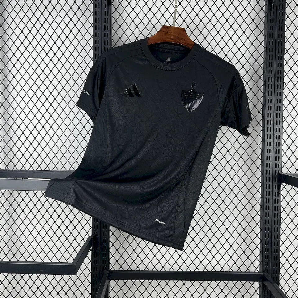Atlético Mineiro - Camisola All Black 25/26 1