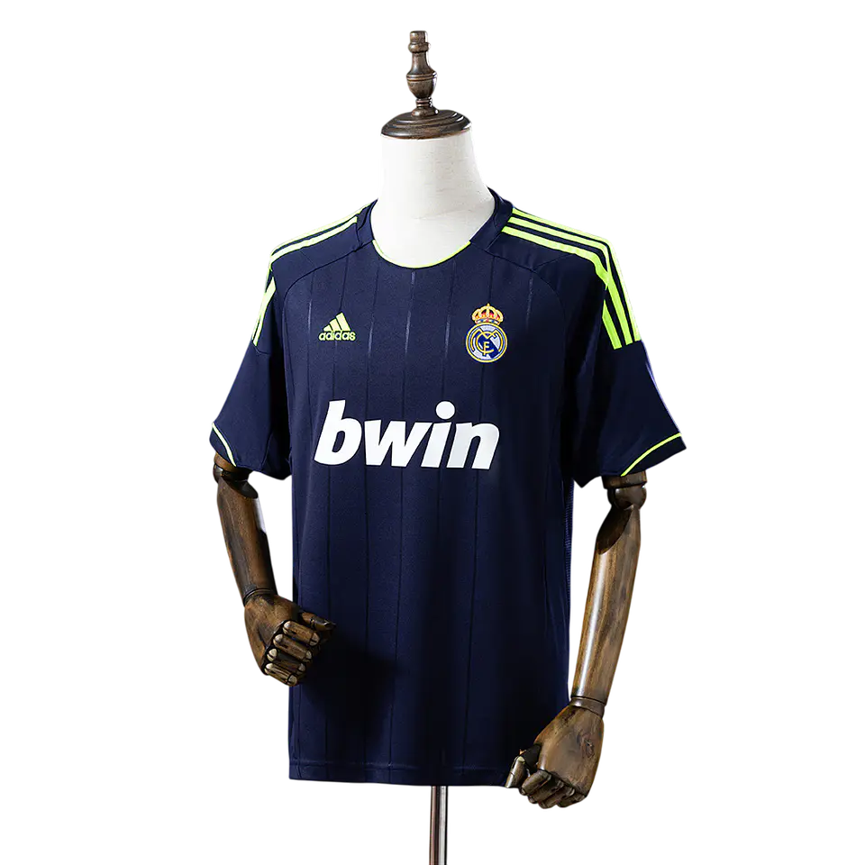 Real Madrid - Camisola Secundária 12/13  Retro 1