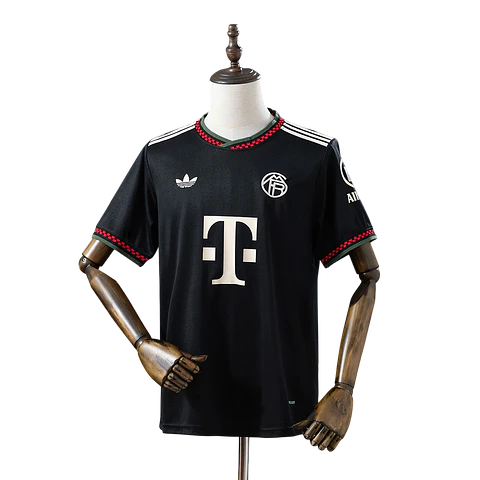 Bayern Munique - Camisola Alternativa 25/26