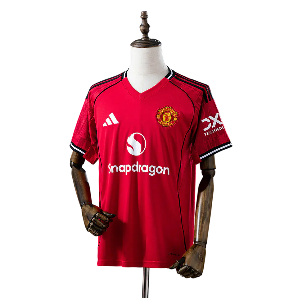 Manchester United - Camisola Principal 25/26 1