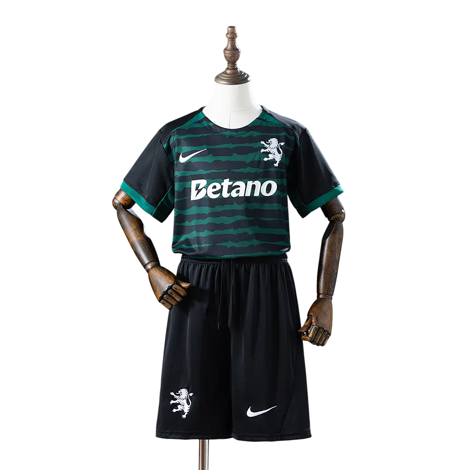 Sporting CP - Kit Criança Edição Natal 25/26 1