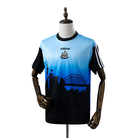 Newcastle - Camisola Edição Especial 96/97 Retro 
