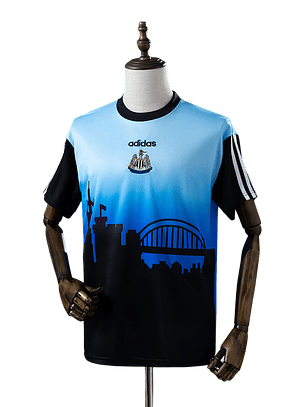 Newcastle - Camisola Edição Especial 96/97 Retro 