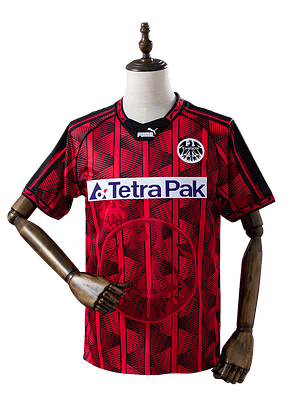Frankfurt - Camisola Principal 95/96 Retro