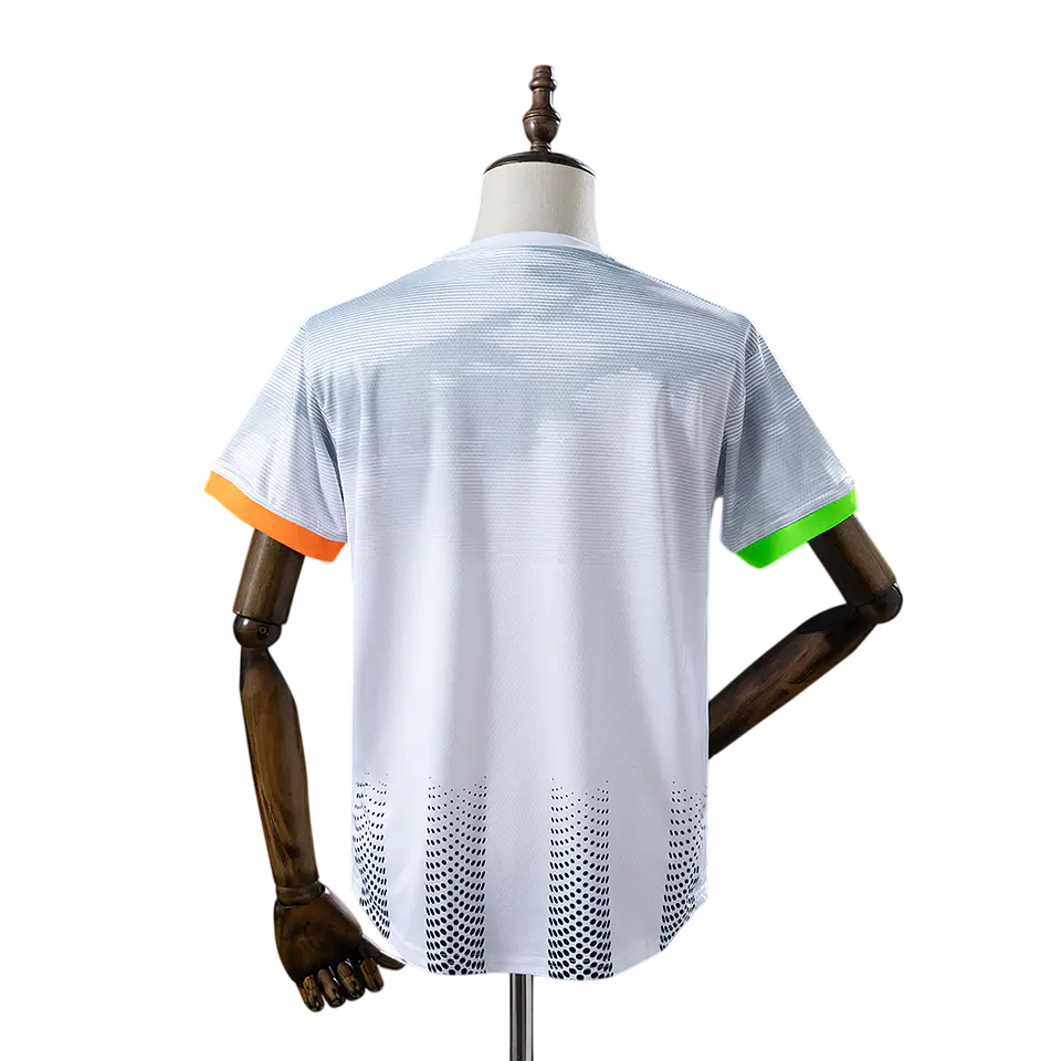 Juventus - Quarta Camisola 19/20 Retro 2