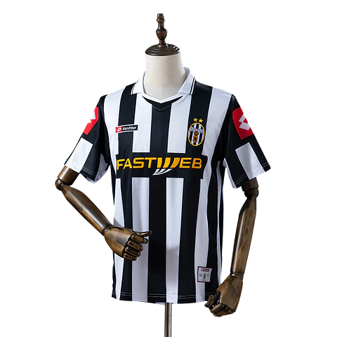Juventus - Camisola Principal 01/02 Retro