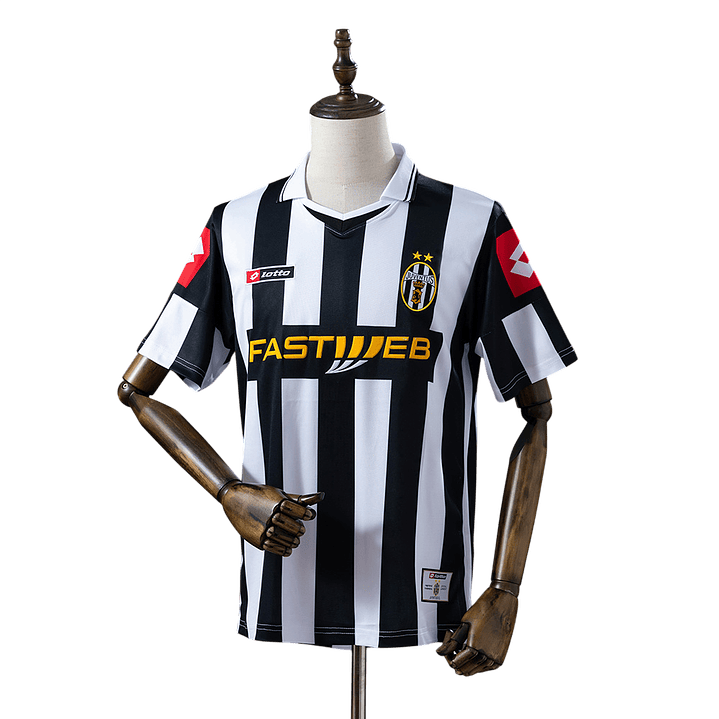 Juventus - Camisola Principal 01/02 Retro 1
