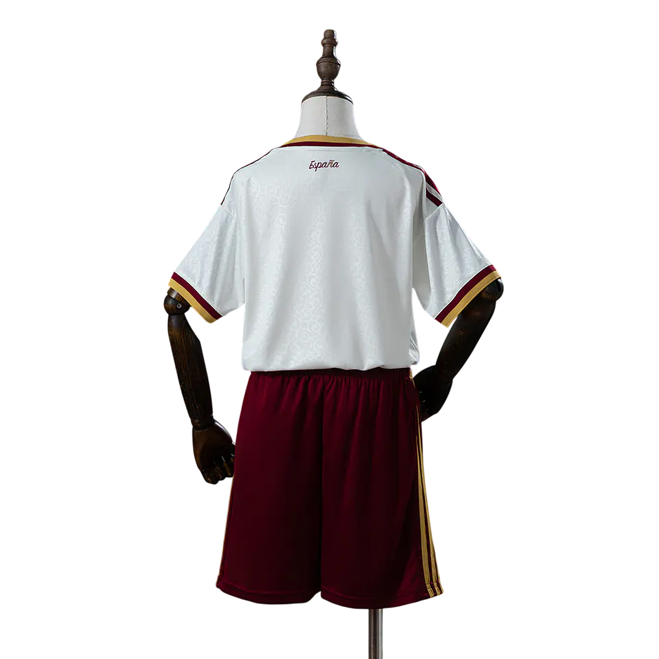 Espanha - Kit Criança Secundário 2026 Versão Campeões 2