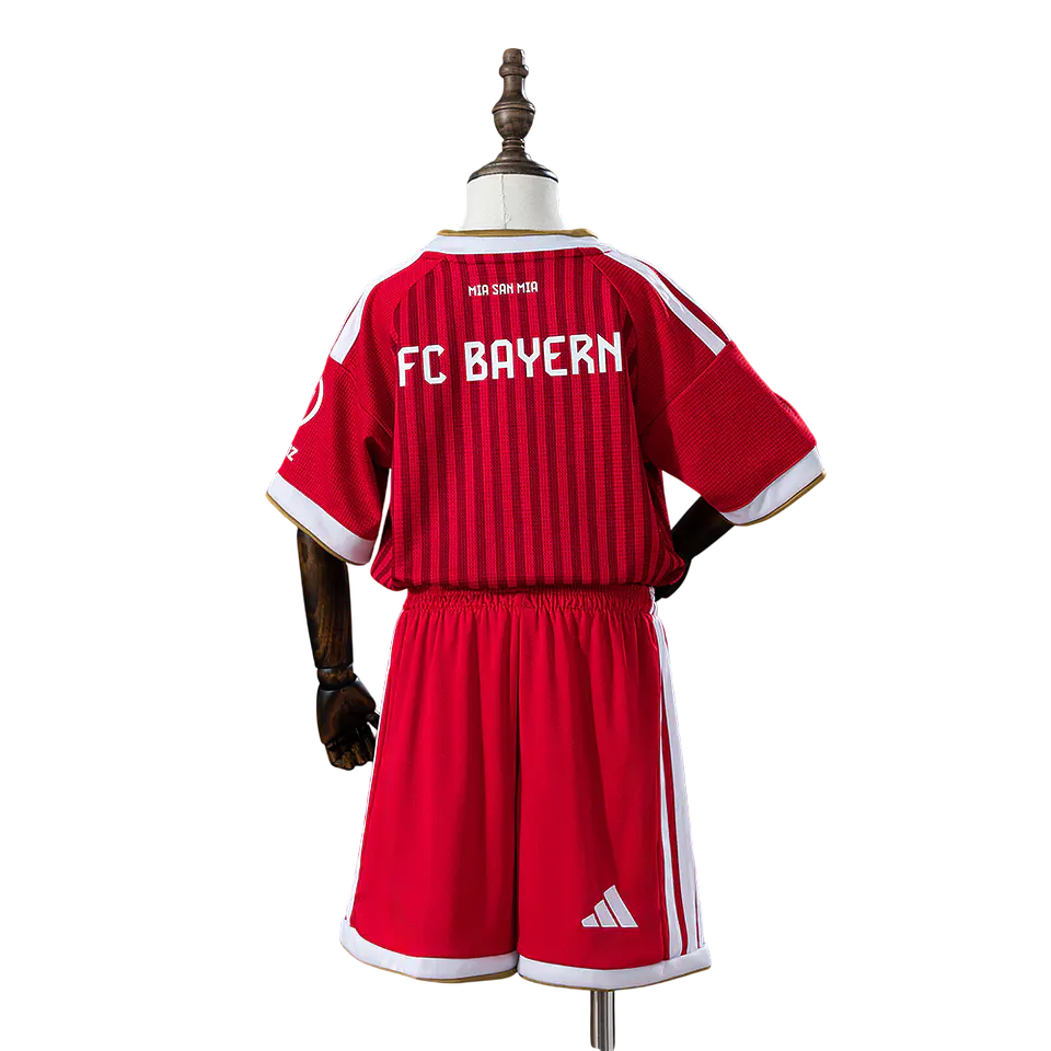 Bayern Munique - Kit Criança Principal 26/27 2