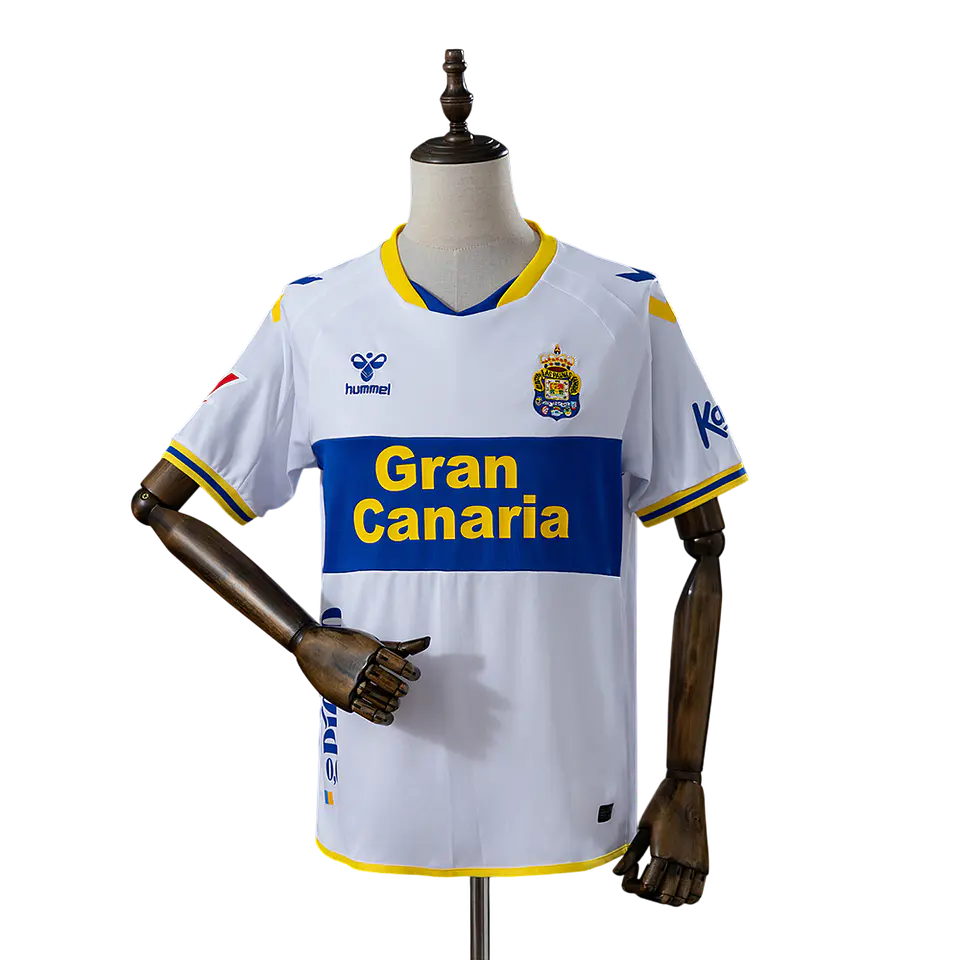 Las Palmas - Terceira Camisola 26/27 1