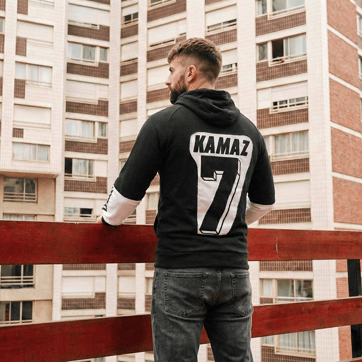 Polerón Lada / Refans 2