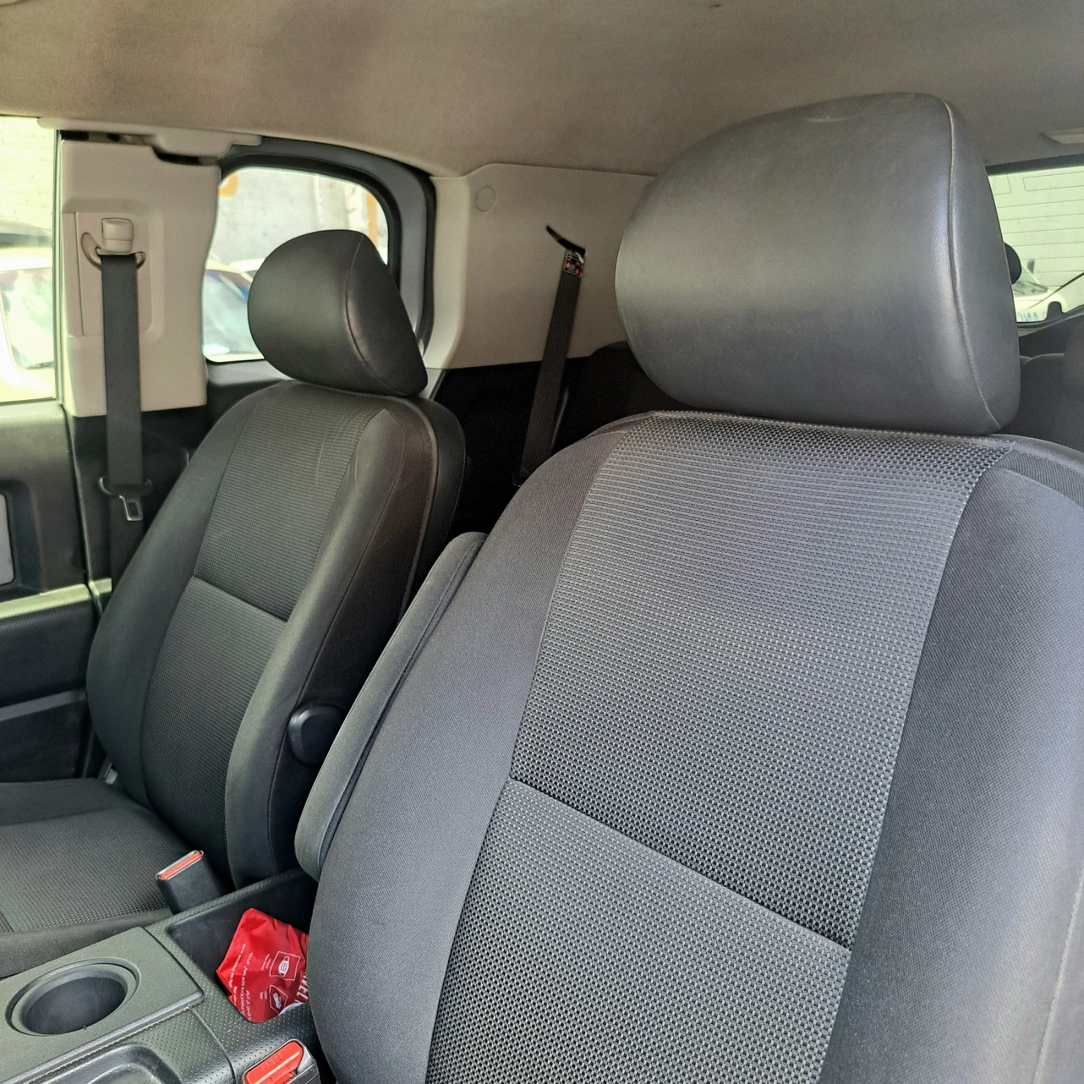 Toyota FJ Cruiser 4 L 2013  9