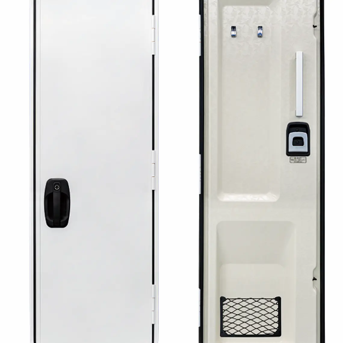 Puerta ingreso 1800x580 (izquierda) 1