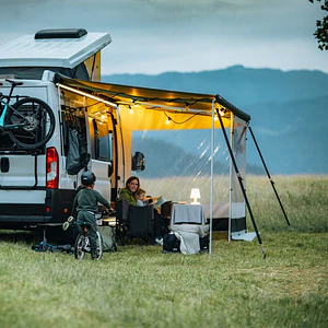 Toldo techo eléctrico 12V 300x250 - Blanco